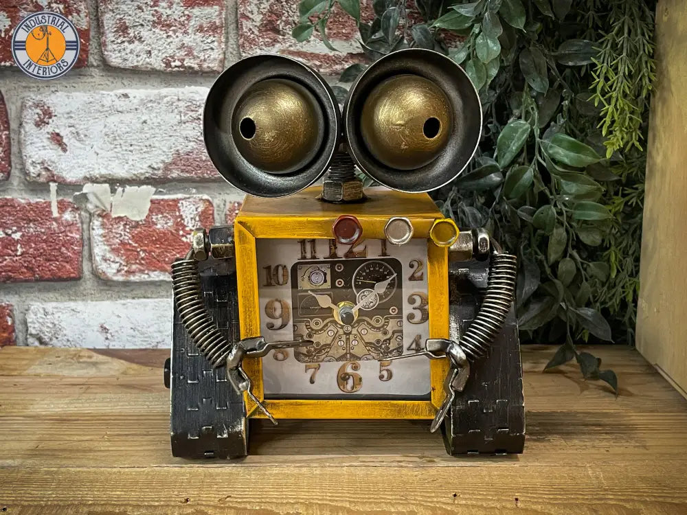 Fun Robot Table Clock